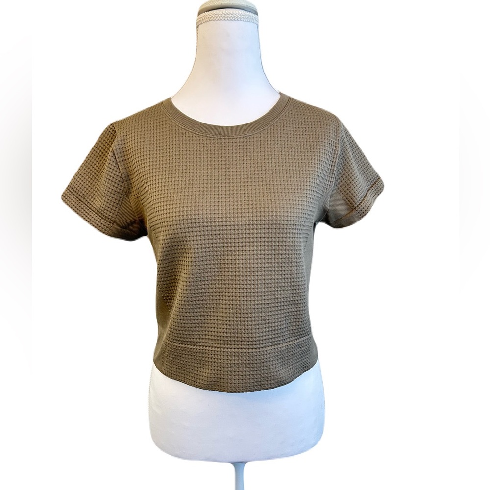 All in Motion Tan Khaki Textured Tee Large